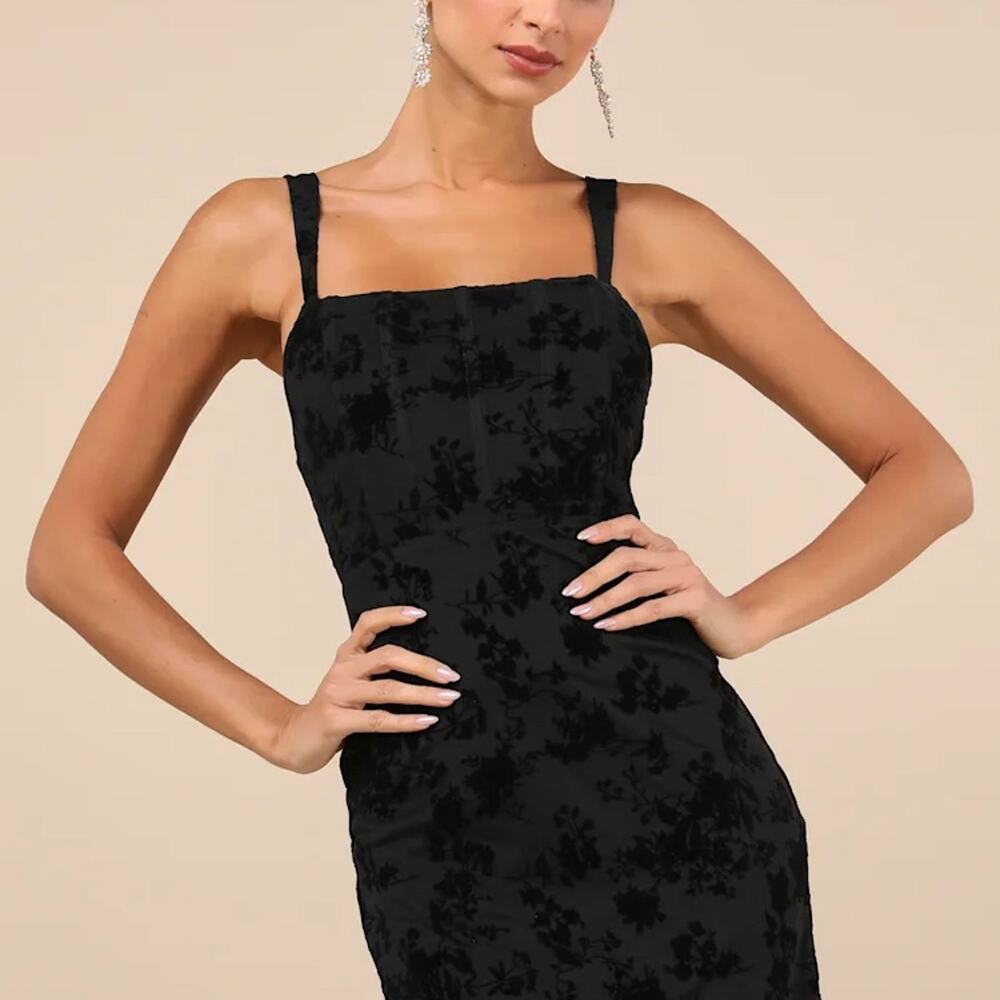 Lulus Black Floral Velvet Mini Dress – Size Small (NWT)